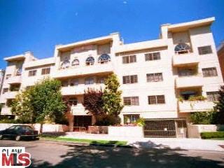 120 N Swall Dr #204