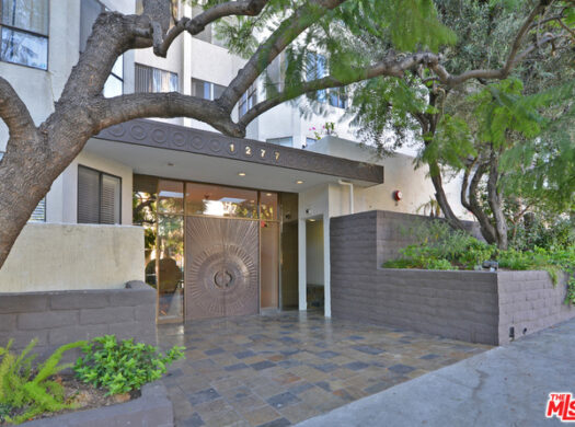 1277 S Beverly Glen Blvd #207