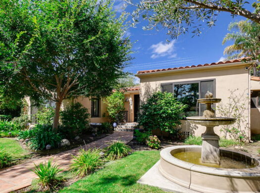 301 S Maple Dr