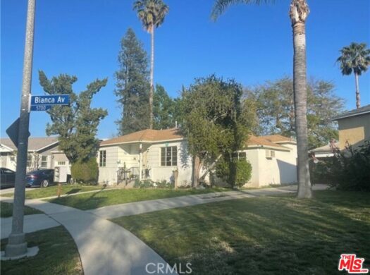 5708 Bianca Ave