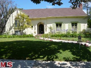 602 N Camden Dr